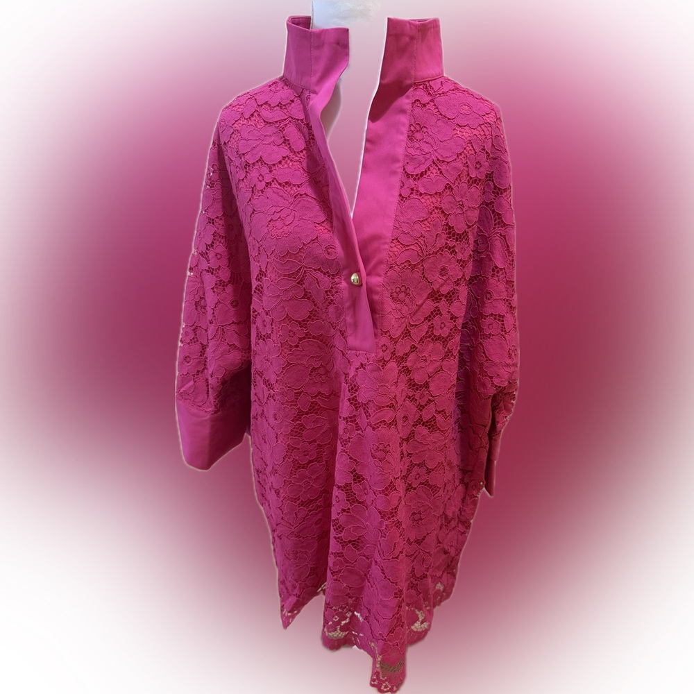 Tuckernuck Fuchsia Tunic with Lace Embroidered Floral Pattern Size Large NWT
